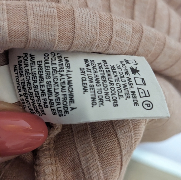 RW Co wrap around tank top - Picture 5 of 5